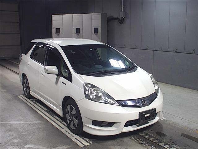 70452 Honda Fit shuttle GP2 2012 г. (JU Gifu)